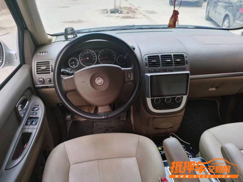 枣庄17年别克GL83