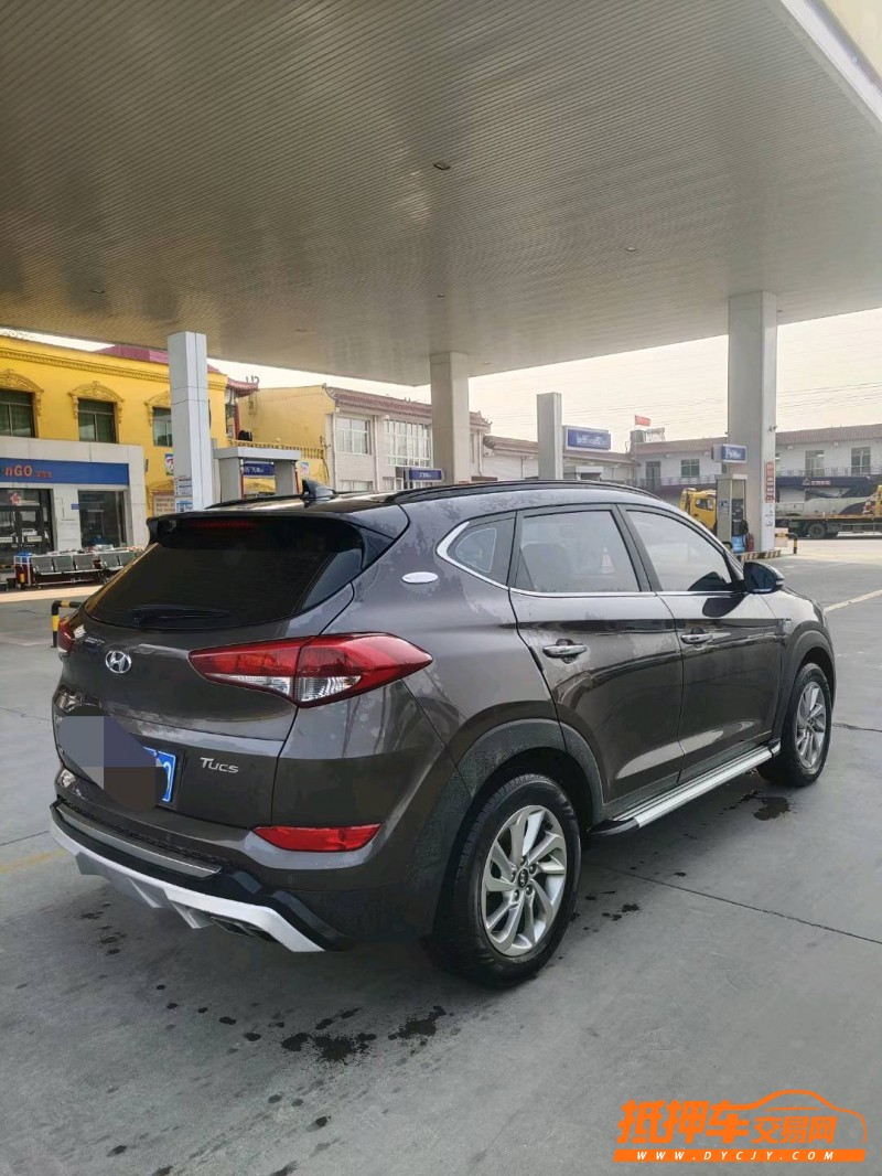 保定18年现代途胜5