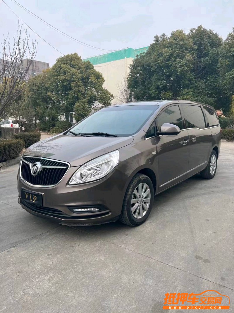 徐州18年别克GL82