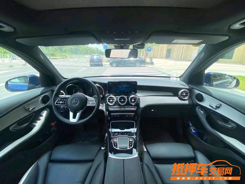 广州19年奔驰GLC7