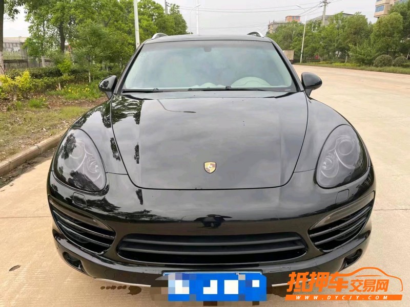 宜昌13年保时捷卡宴1