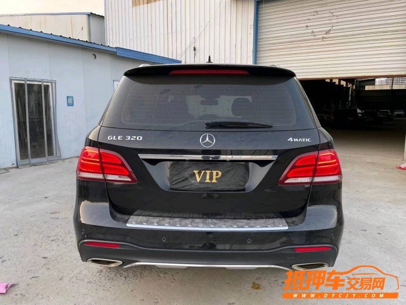 济宁16年奔驰GLE9