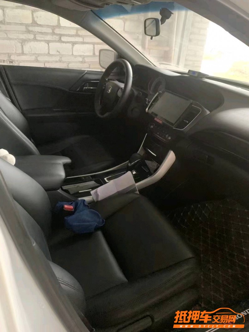 济南17年本田雅阁3