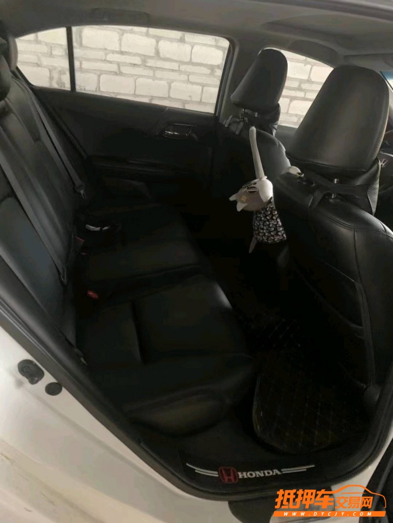济南17年本田雅阁4