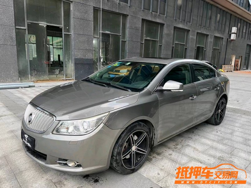 东莞12年别克君越2