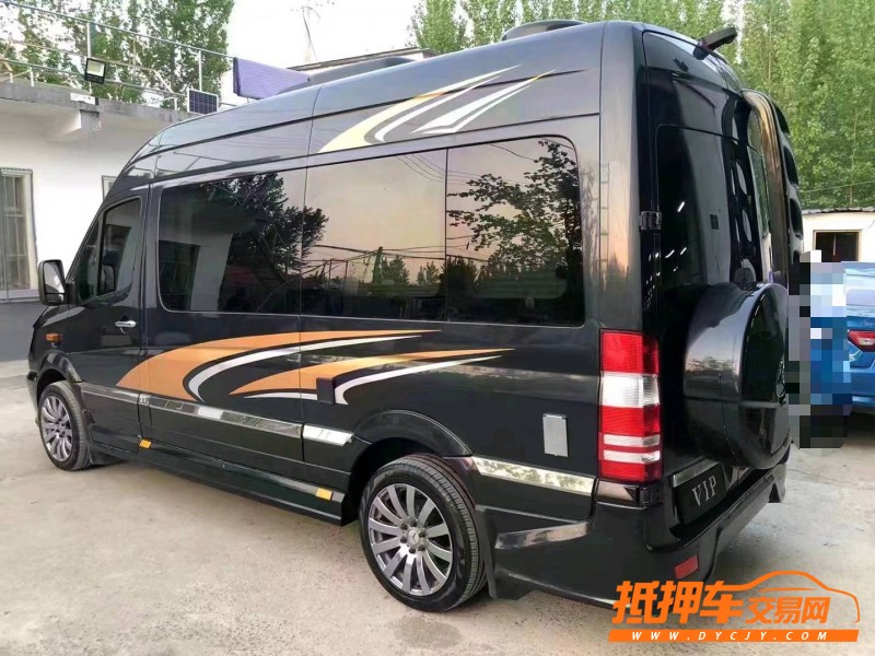 济宁14年奔驰斯宾特5