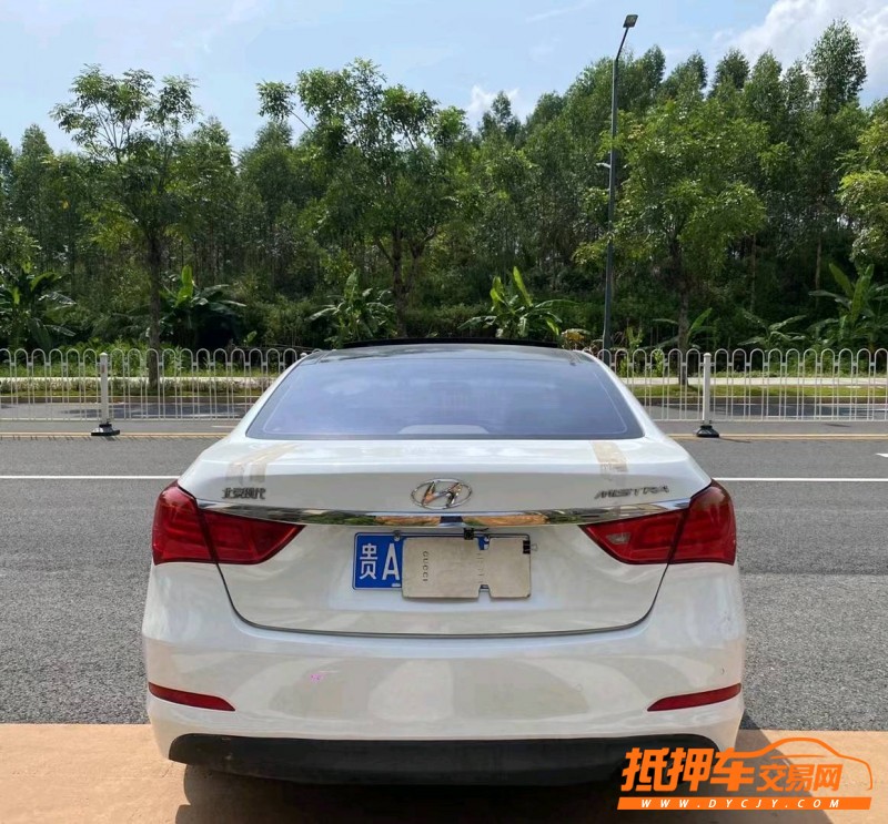 广州14年现代名图9
