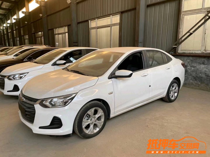 济宁21年雪佛兰科沃兹2