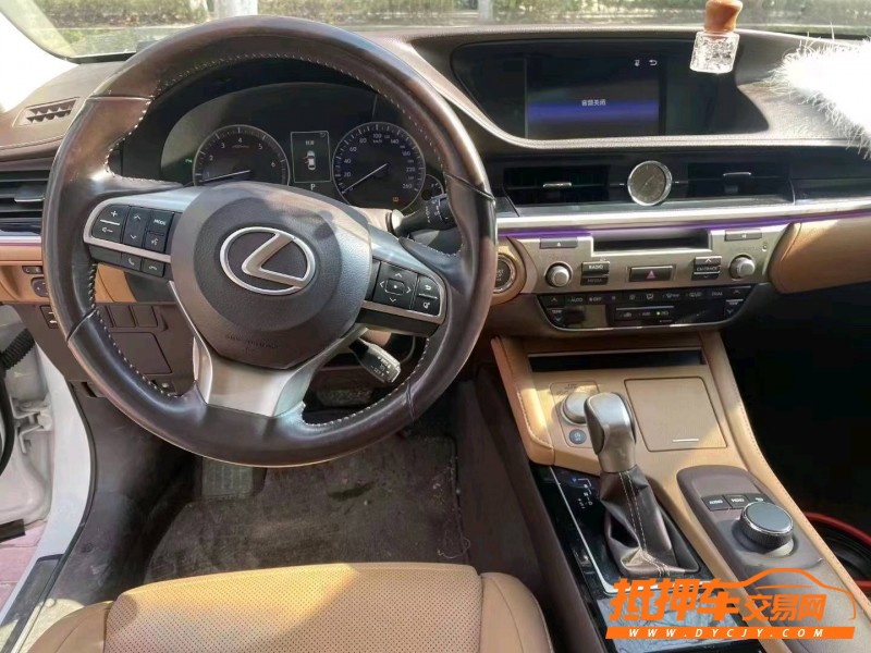 邯郸17年雷克萨斯ES5