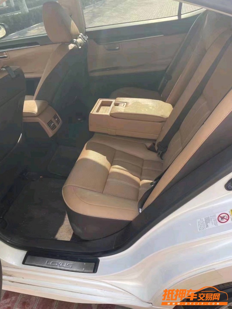 邯郸17年雷克萨斯ES6