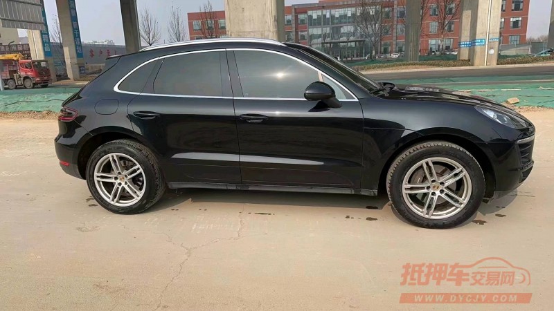 聊城15年保时捷Macan2