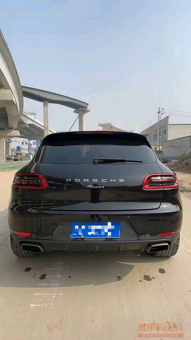聊城15年保时捷Macan5
