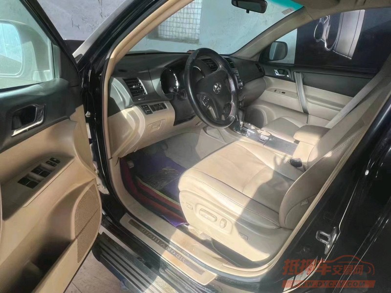 济南12年丰田汉兰达4