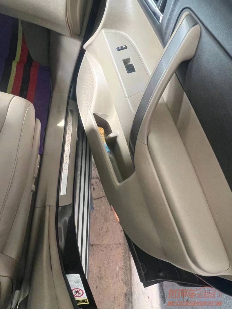 济南12年丰田汉兰达3