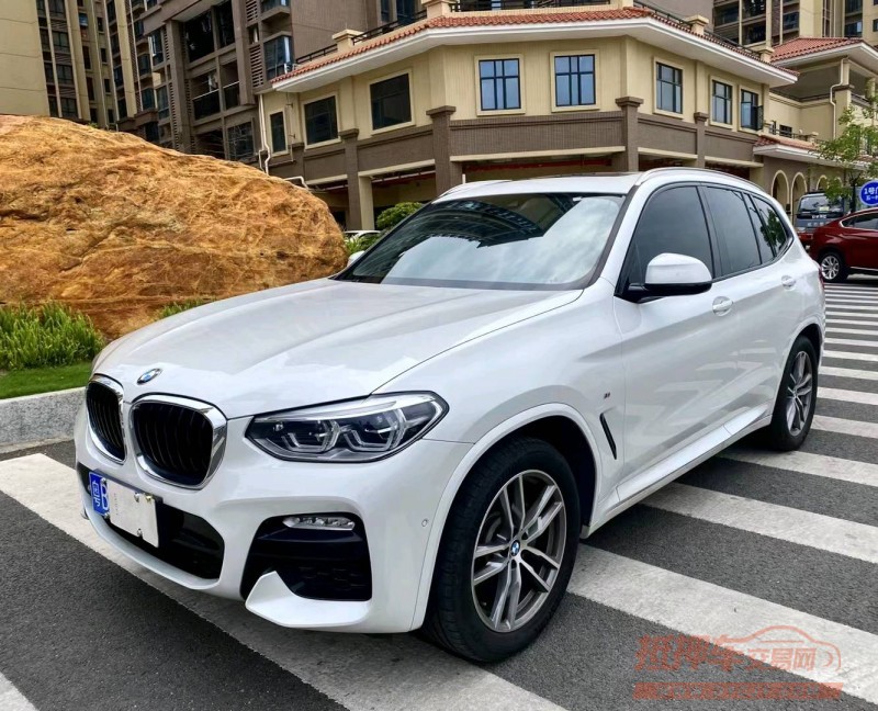 广州19年宝马X33