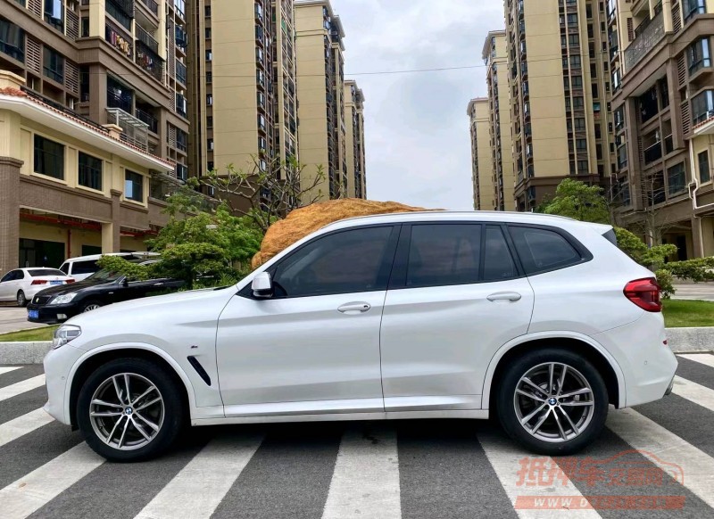 广州19年宝马X34
