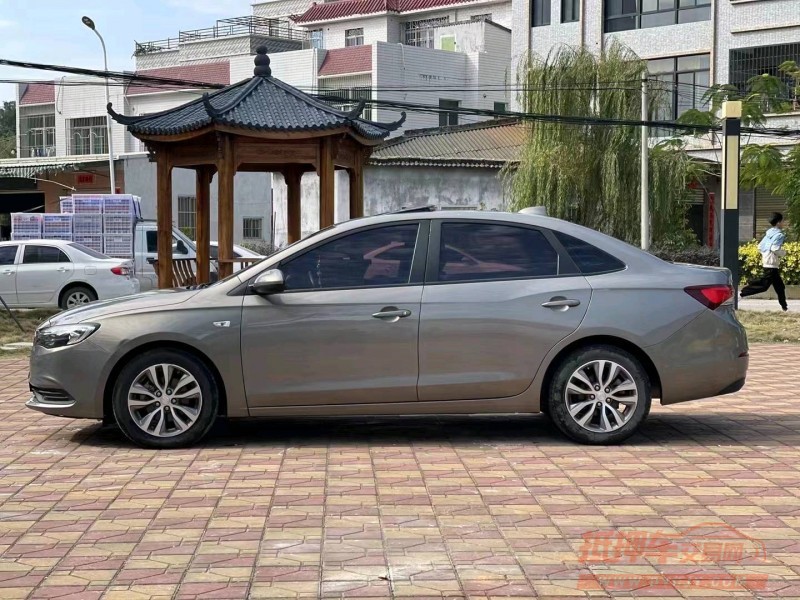 珠海18年别克英朗6