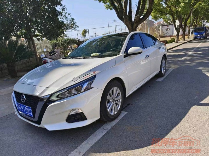 北京19年日产天籁2