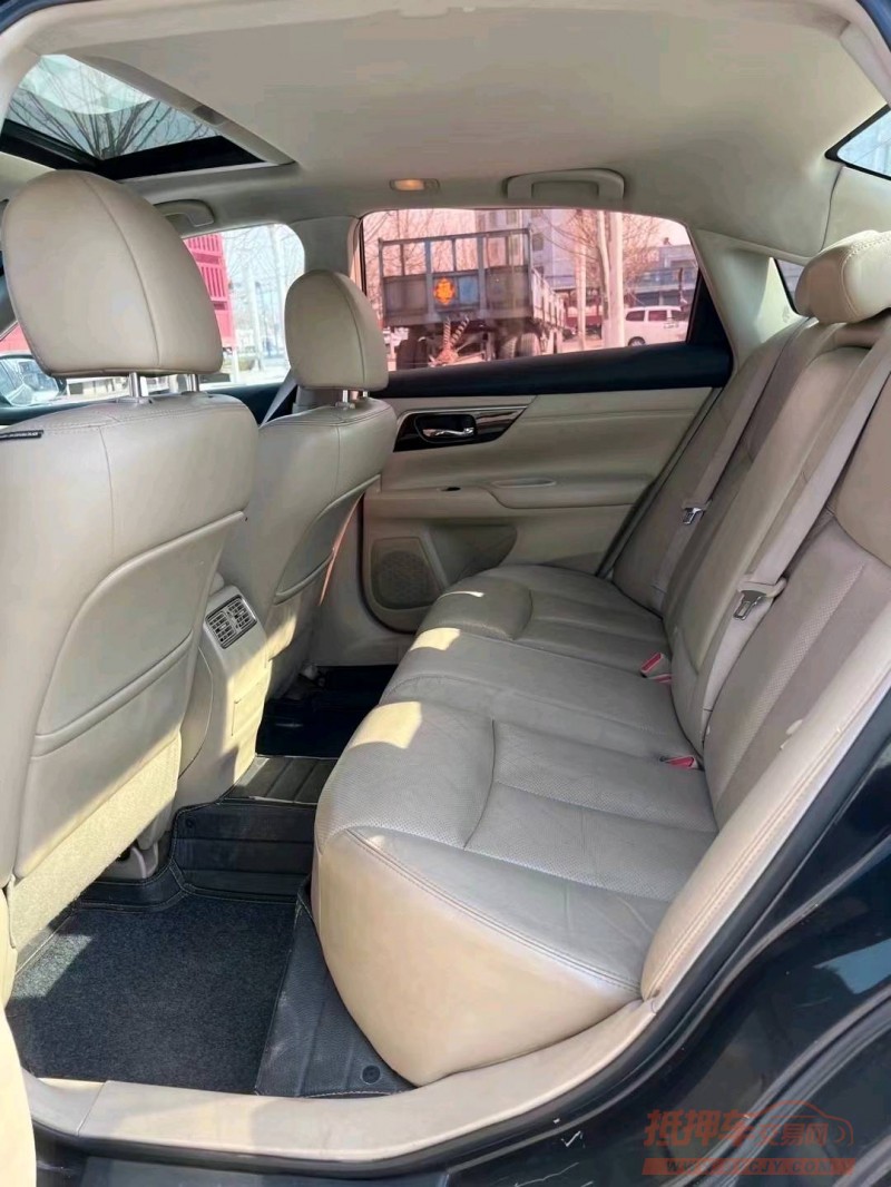 北京14年日产天籁5