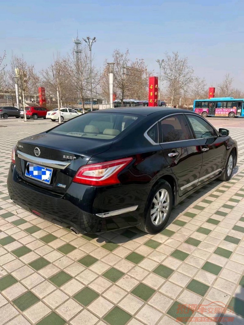 北京14年日产天籁8