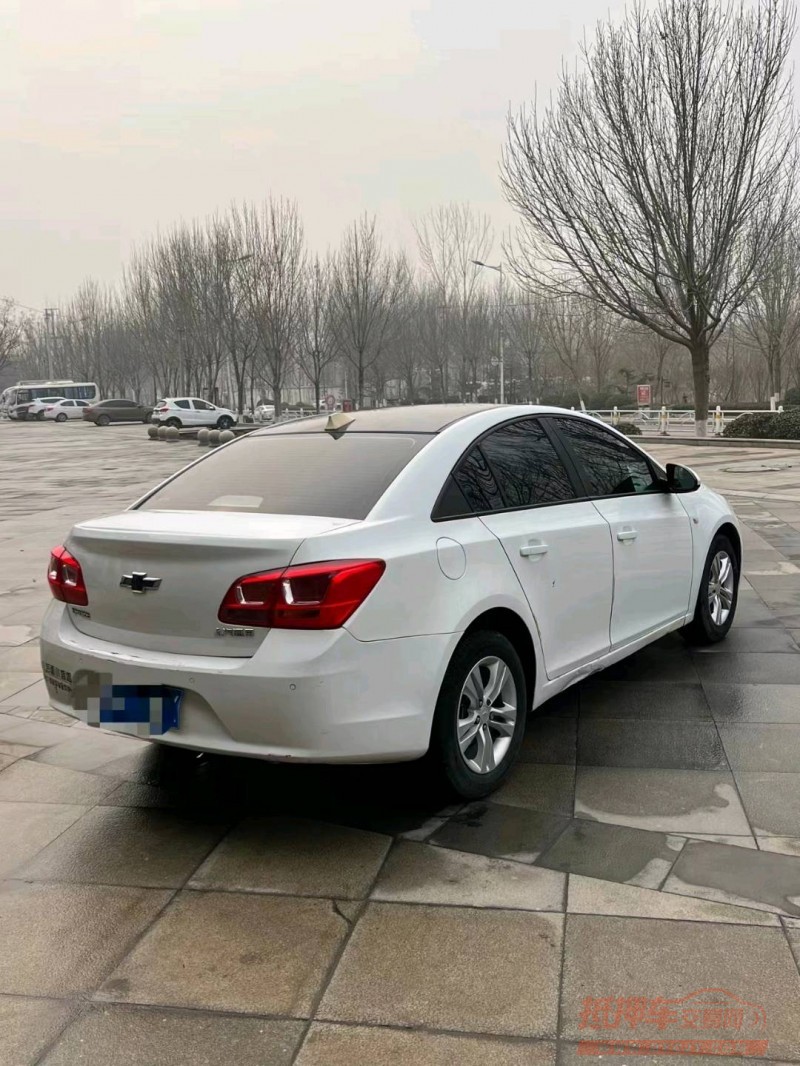 北京16年雪佛兰科鲁兹5