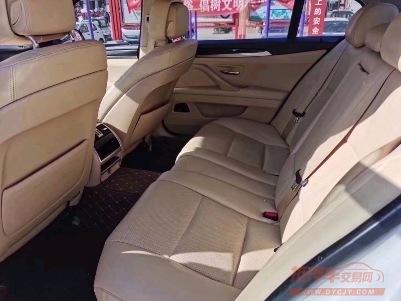 北京12年宝马5系4