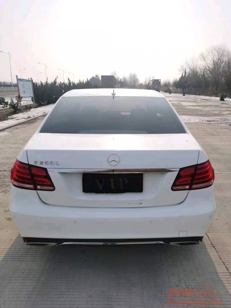 济南16年奔驰E8