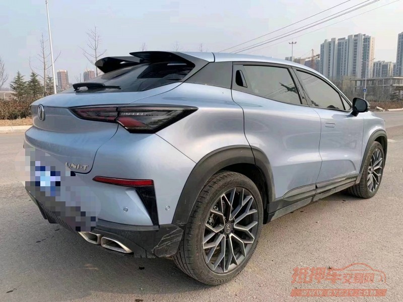 青島22年長安汽車UNI7