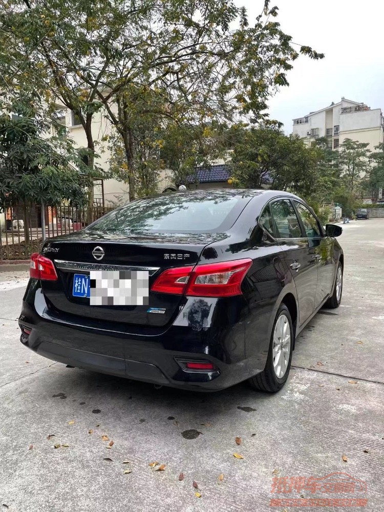 南寧16年日產軒逸3