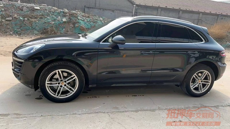 枣庄15年保时捷Macan5