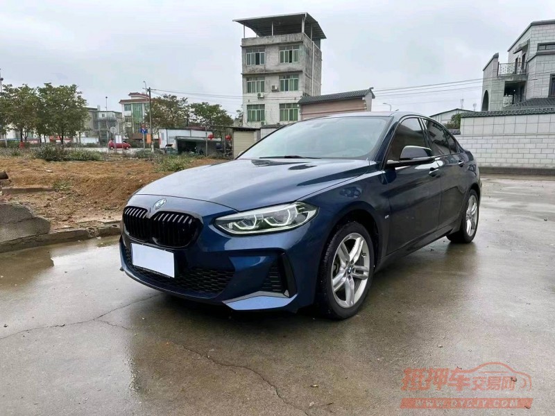 梧州22年宝马1系9