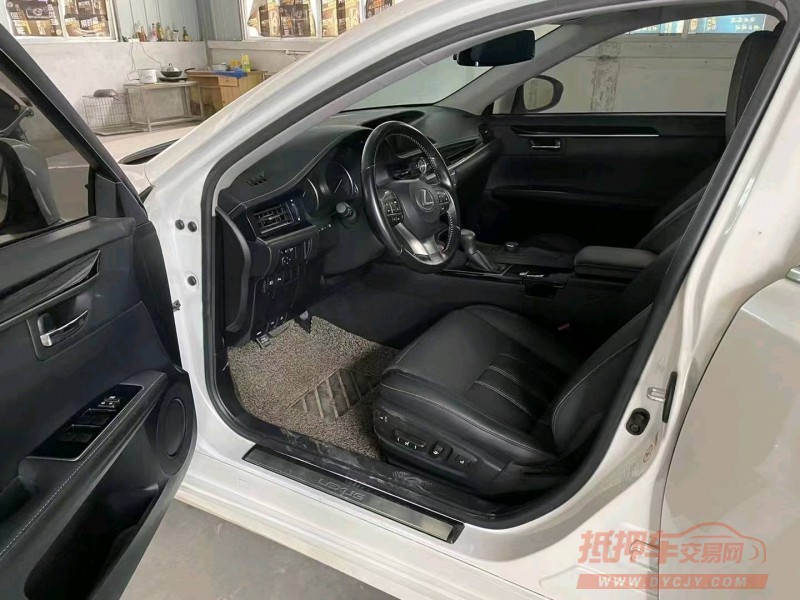 邯郸17年雷克萨斯ES6