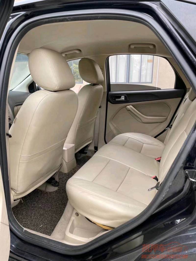 江门14年福特福克斯5