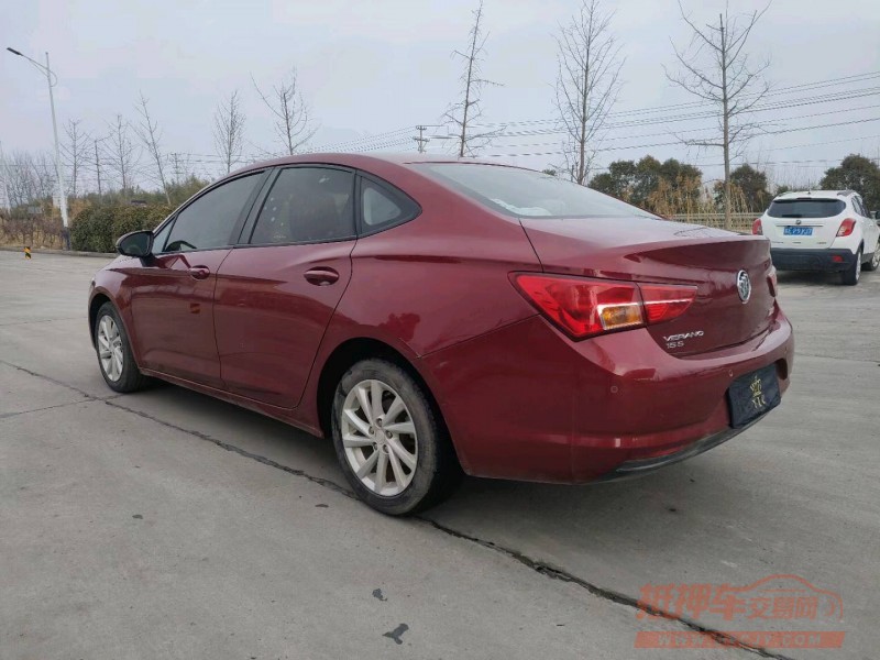 徐州17年别克威朗5