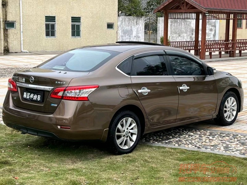 汕頭13年日產軒逸9