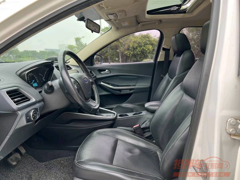 中山15年福特福克斯4