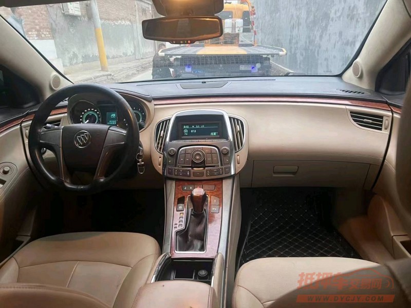 枣庄13年别克君越5