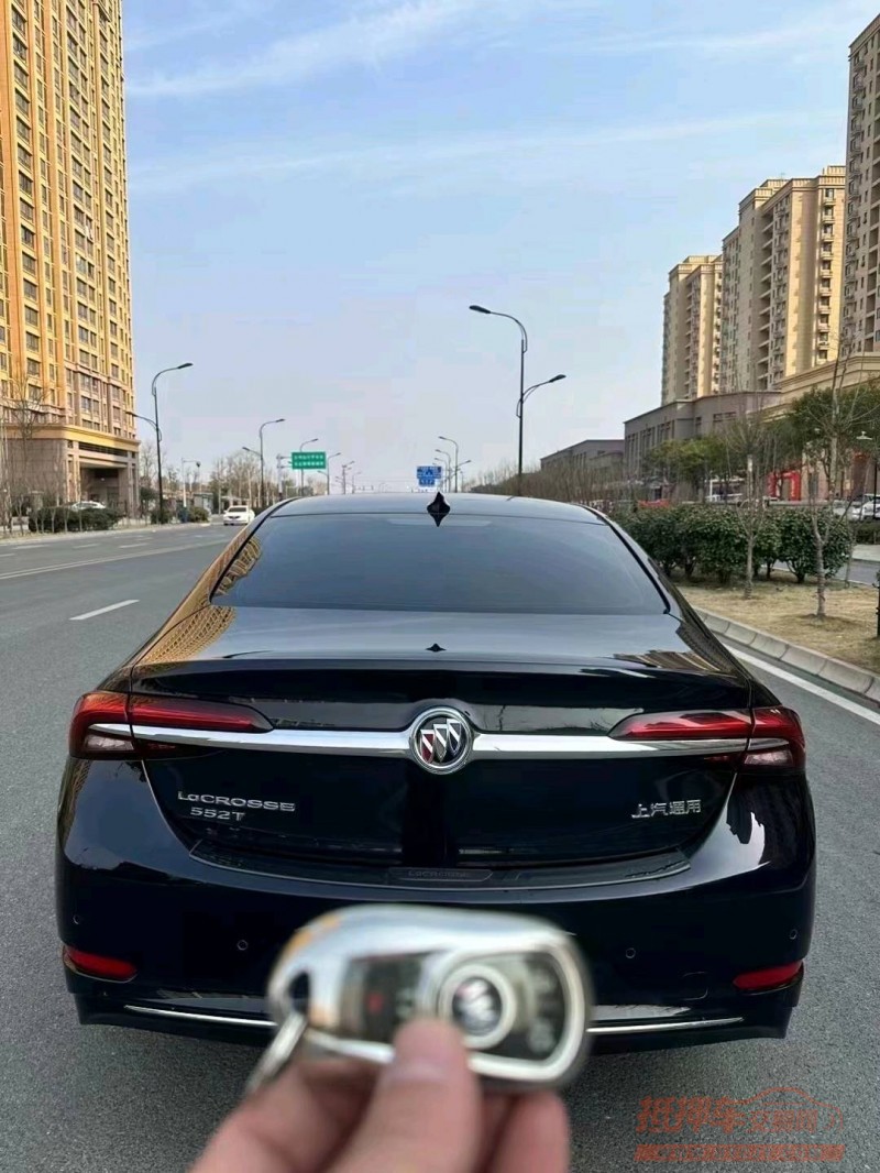 淮南21年别克君越8