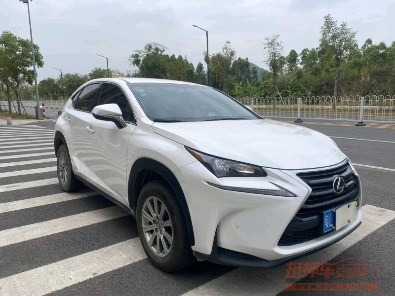 广州17年雷克萨斯NX2