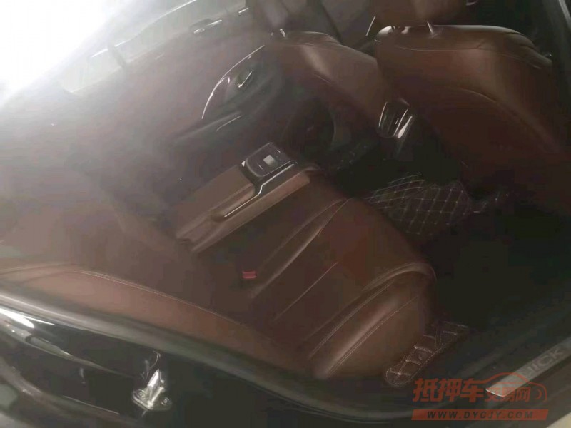 邢台14年别克君越5