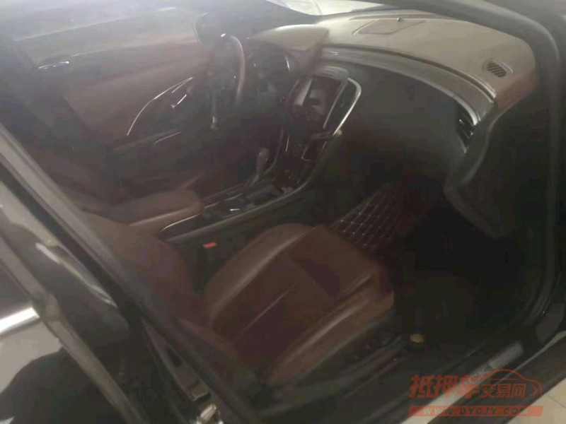 邢台14年别克君越6