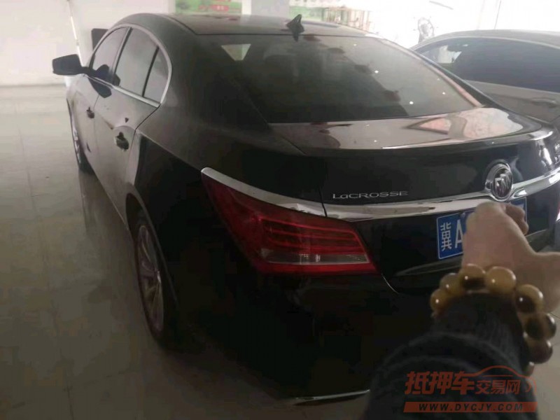 邢台14年别克君越9