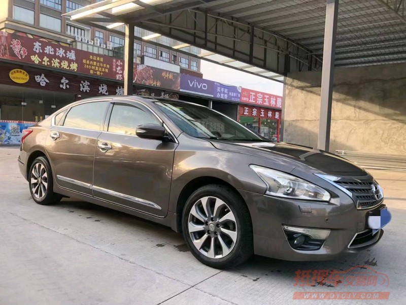 汕頭15年日產天籟2