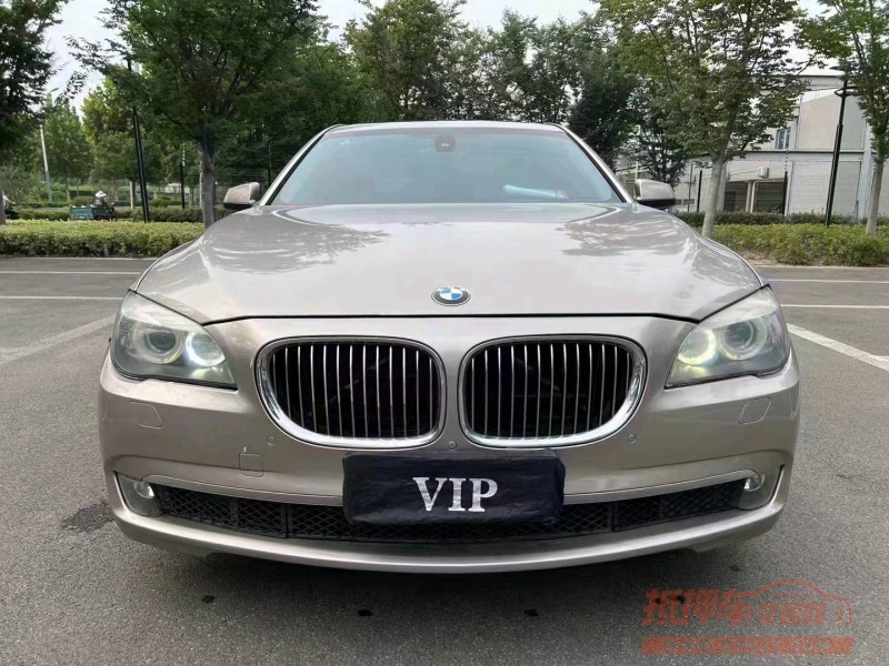 济宁12年宝马7系9