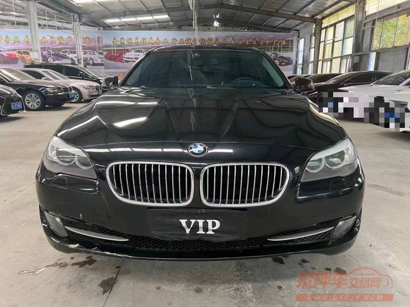 济宁13年宝马5系9