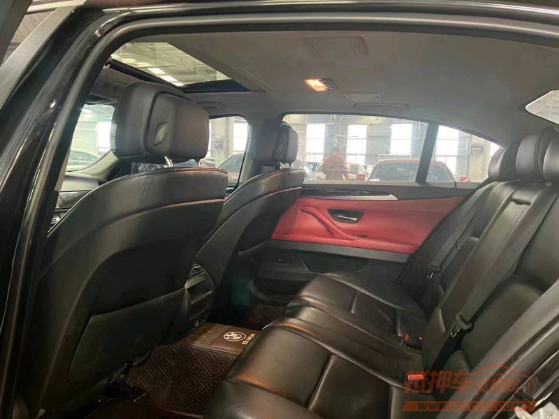 济宁13年宝马5系4