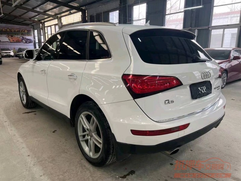 济宁17年奥迪Q58