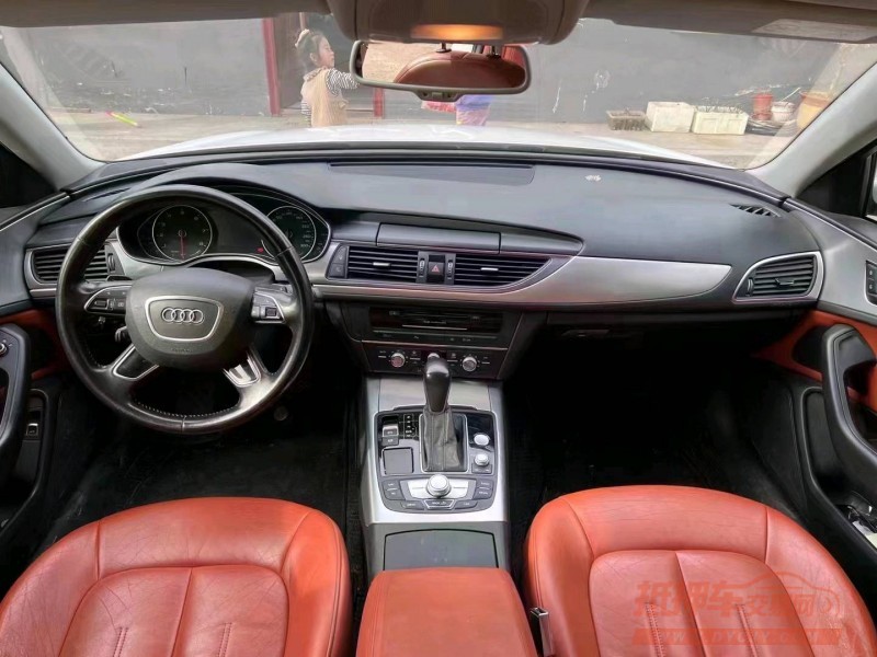 济宁16年奥迪A6L4