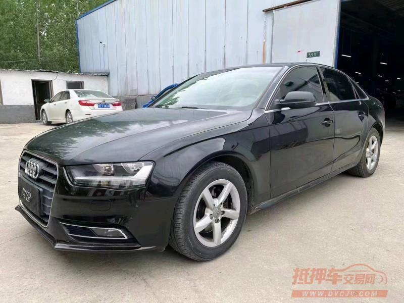 济宁15年奥迪A4L3