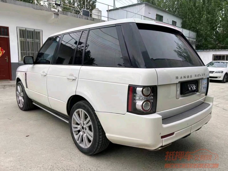 济宁10年路虎揽胜行政2